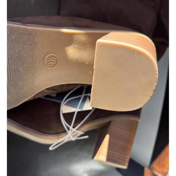 Brown suede tall boots, size9.5 - Picture 4 of 6